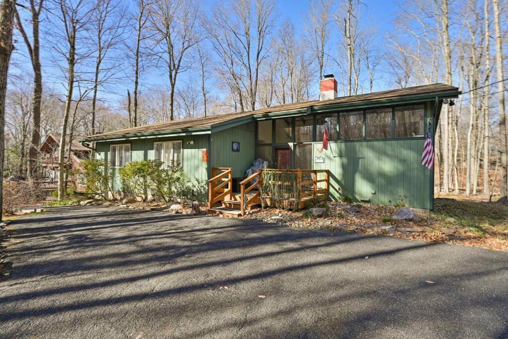Pocono Pines, Naomi 4 Bedrooms, 2 Full Bath Casa de férias