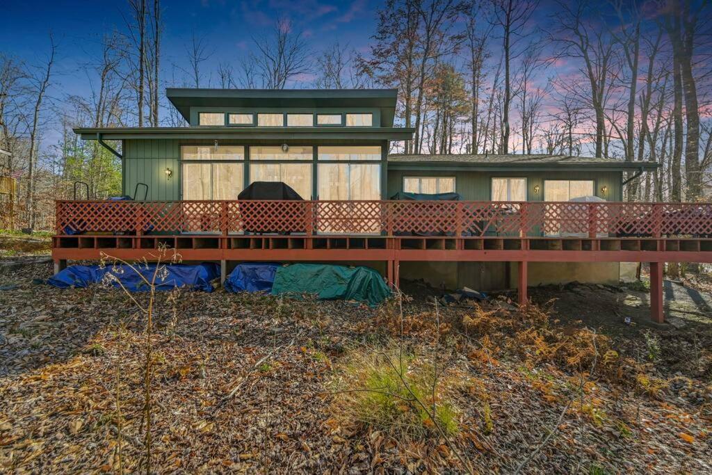 Casa de férias Pocono Pines, Naomi 4 Bedrooms, 2 Full Bath *