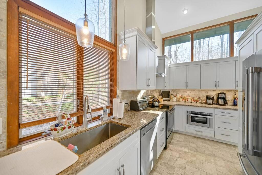 Casa de férias Pocono Pines, Naomi 4 Bedrooms, 2 Full Bath Pocono Pines